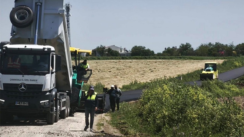 Gelibolu’da Sıcak Asfalt Çalışmaları Başladı