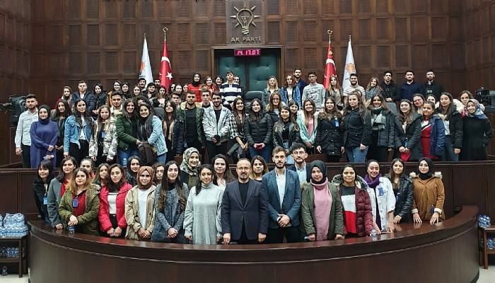 Turan, Kızılay Gönüllülerini TBMM’de Ağırladı