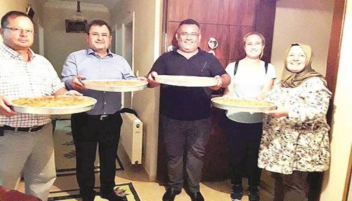  Baklavaların Geliri İhtiyaç Sahiplerine