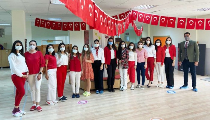 Velilerden öğretmenlere teşekkür yazısı