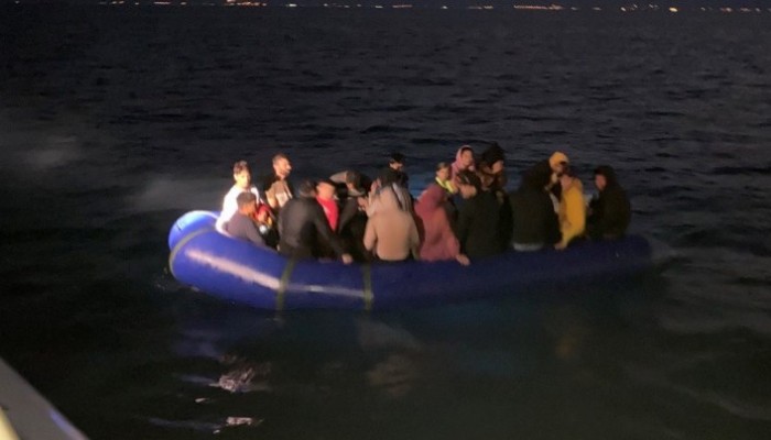 Bottaki 34 düzensiz göçmen kurtarıldı