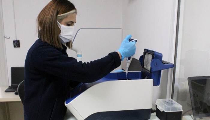 'EVLİLİK ÖNCESİ SMA TESTİYLE AİLELER ARTIK IZDIRAP ÇEKMEYECEK'
