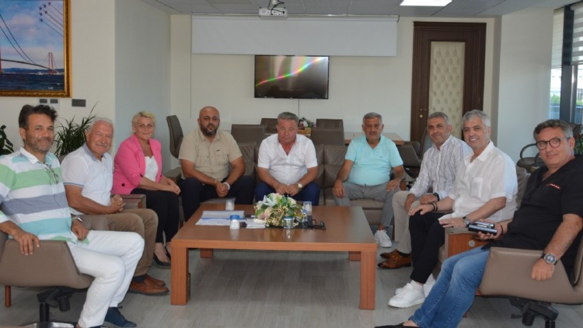 Cengiz Kurtoğlu Lapseki Belediye Başkanı Yılmazı Ziyaret Etti