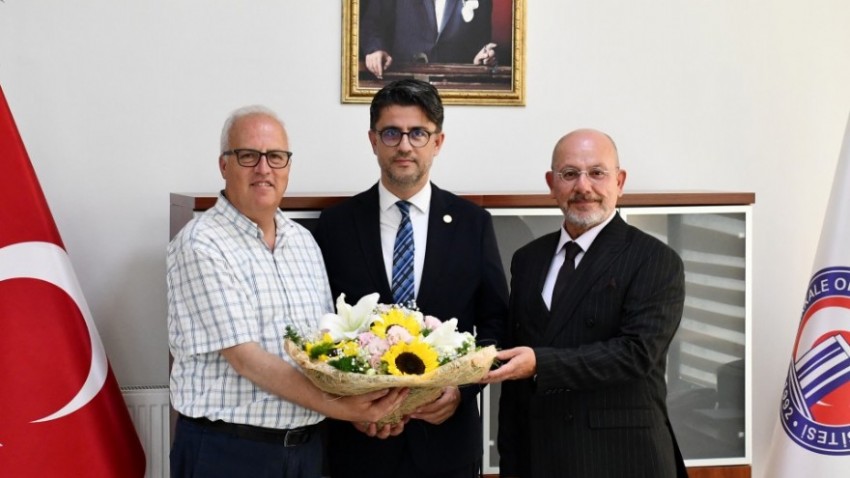 Eğitim Fakültesinde Dekan Değişikliği