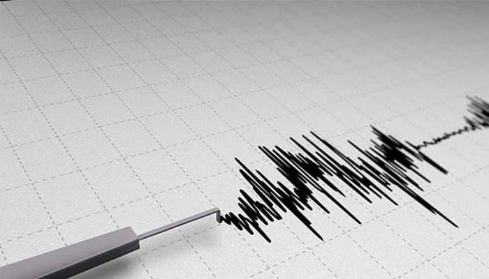 İzmir'de korkutan deprem