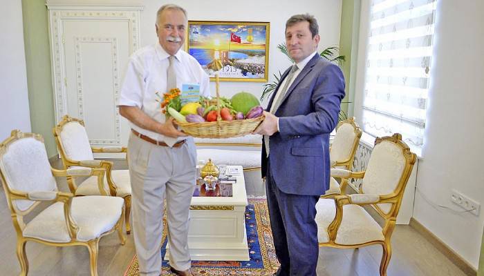 Tohum Sandığı Projesi'nin ilk ürünleri, Vali Tavlı'ya sunuldu