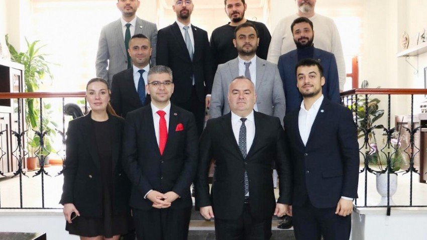 İYİ Parti Çanakkale Gençlik Kolları’ndan Baro’ya ziyaret