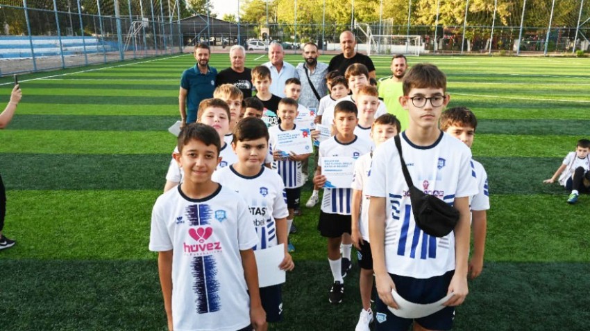 Bigaspor Yaz Futbol Okulu Tamamlandı: Kış Futbol Okulu  Başlıyor!