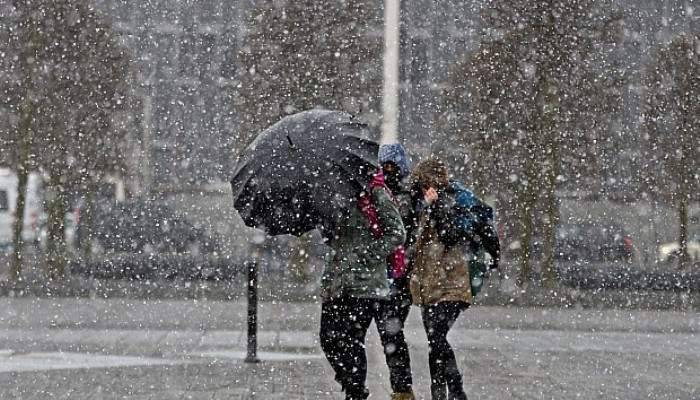  İstanbul'da kar sürprizi