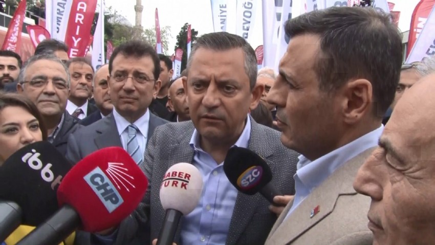 CHP Genel Başkanı Özel ve İBB Başkanı İmamoğlu Saraçhane'de