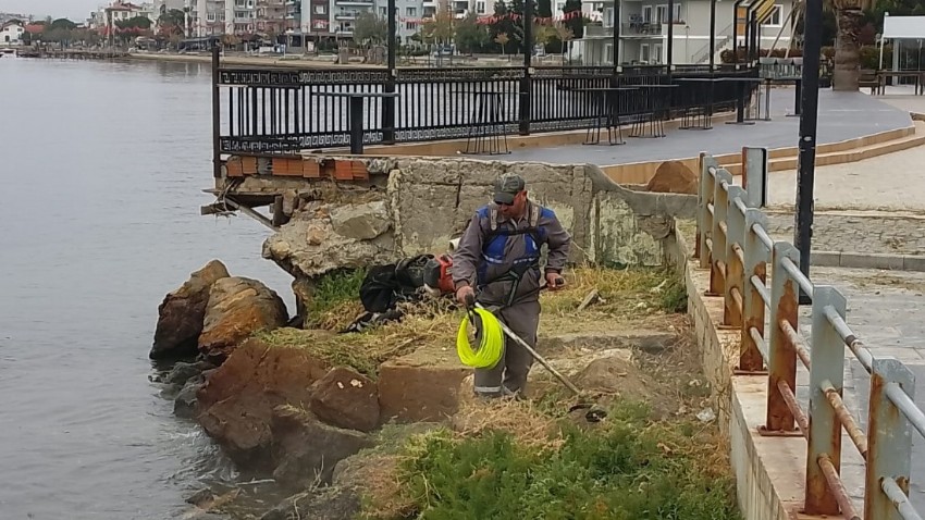 Kent Genelinde Temizlik Çalışmaları Aralıksız Devam Ediyor