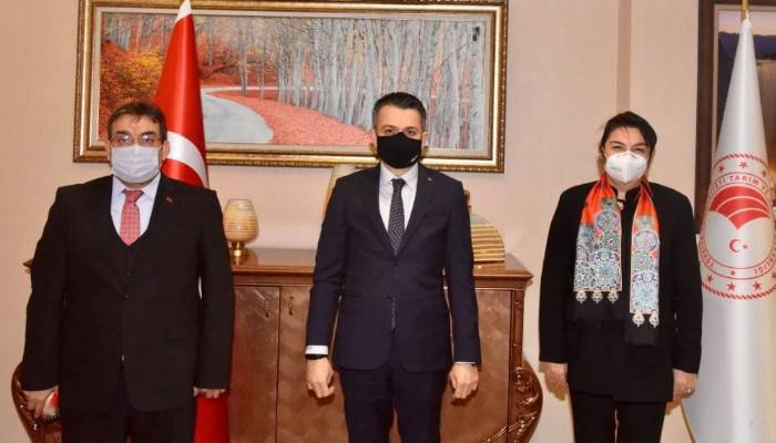 Tarım İl Müdür Erdem Karadağ Bakan Pakdemirli’ye Çanakkale’deki Projeleri Aktardı