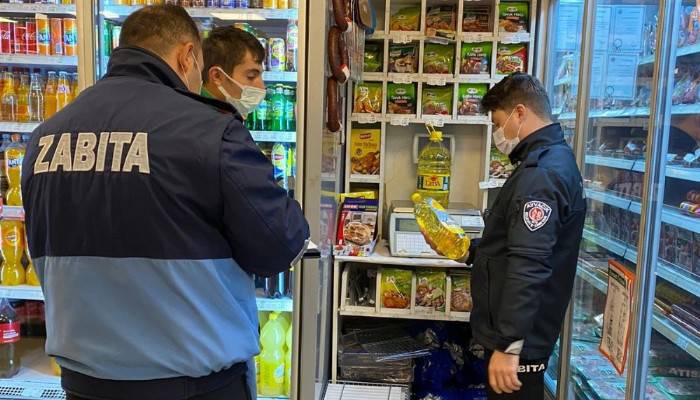 Ayvacık Belediyesi'nden market denetimi!