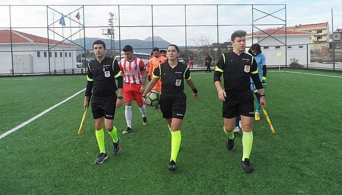 Sahaya 10 kişi çıkıp 9 kişi ile bitirdiler