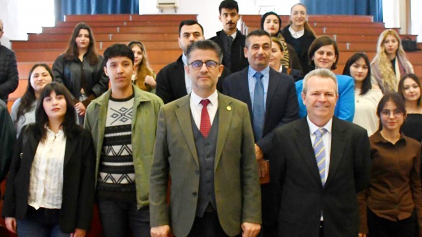 Rektör Erenoğlu Öğrencilerle Yüz Yüze Buluştu