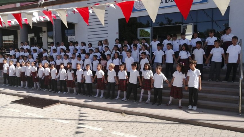 Çankaya İlkokulu, ilköğretim haftası'nı kutladı