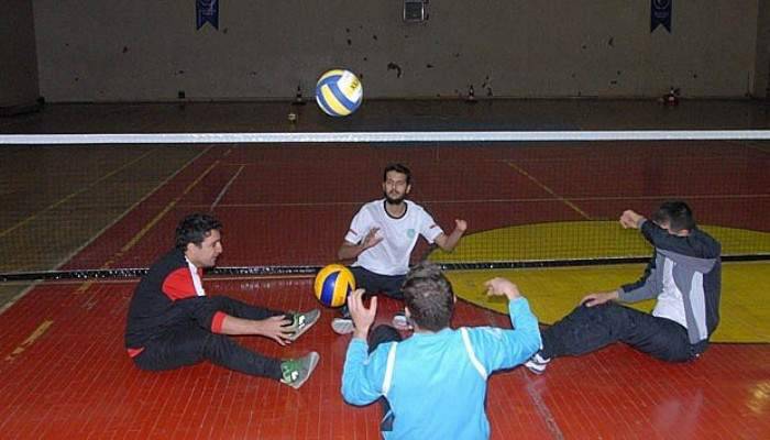 Beden engelini aştılar, servis engelini aşamadılar