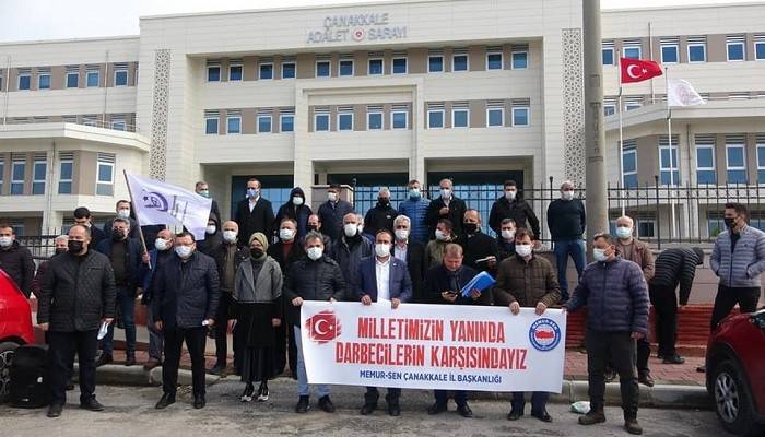 “Millet iradesinin yanında, vesayet zihniyetinin karşısındayız”