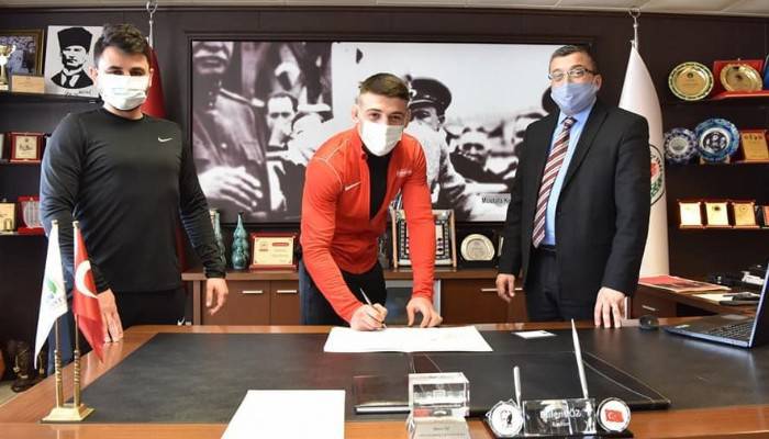 Çan Belediyesi güreş kulübüne yeni transfer