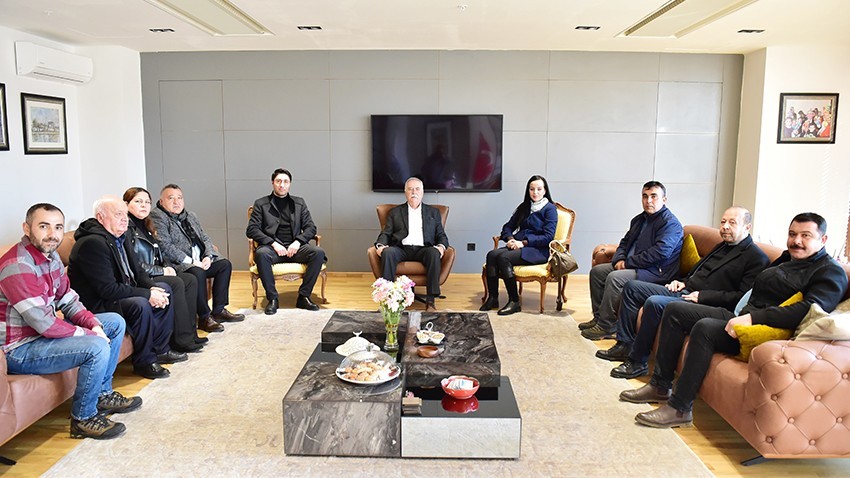 Başkan Gökhan, CHP Ezine Teşkilatı ve Belediye Başkan adaylarını ağırladı