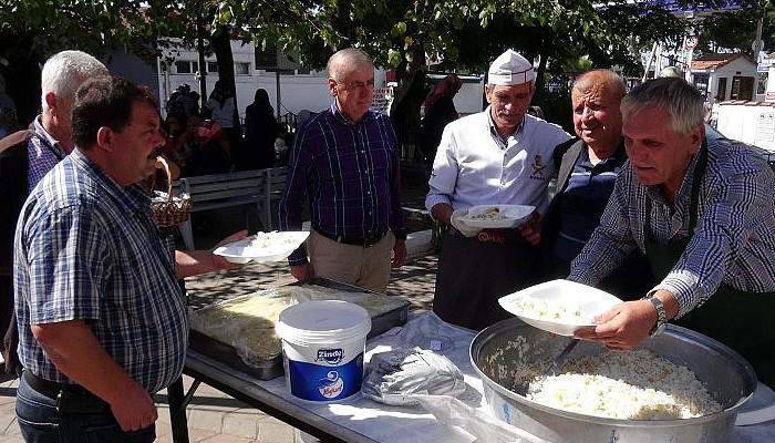 Böbreğin sahibine mevlit okuttu