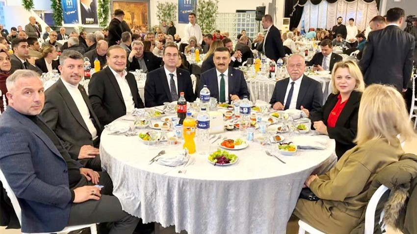 İYİ Parti’de Balıkesir buluşması: Çanakkale’den Güçlü Destek