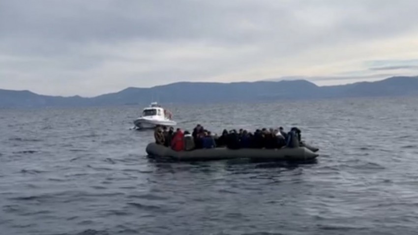 Ayvacık açıklarında 82 kaçak göçmen kurtarıldı, 17 kaçak göçmen yakalandı