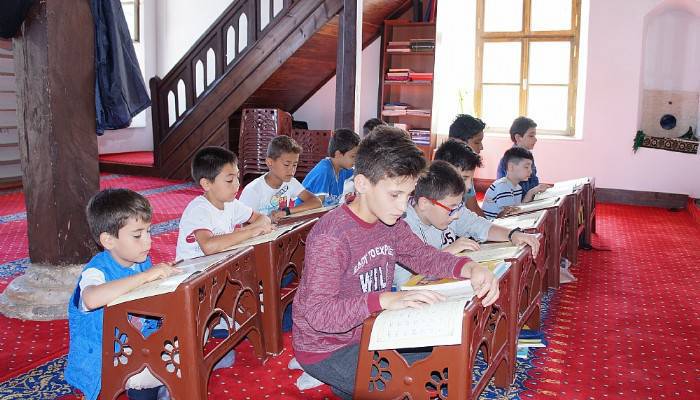  Lapseki'de yaz Kuran kursları başladı