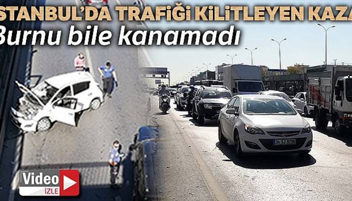 Avcılar E-5'te trafiği kilitleyen kaza