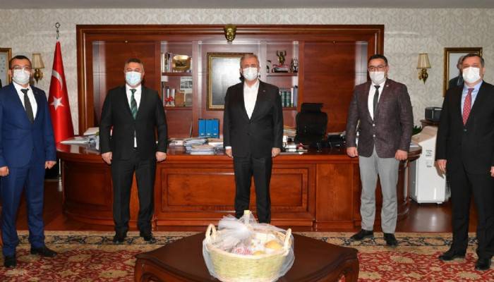 Ayvacık Belediye Başkanı Mesut Bayram Başkent’te Temaslarda Bulundu