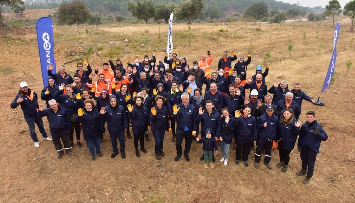 Sabancı Cumhuriyet Seferberliği için Akçansa’dan Çanakkale’de Anlamlı Destek