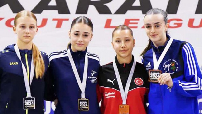 3 Bin Sporcunun Katıldığı Karate Avrupa Şampiyonasında Beyza 3. Oldu