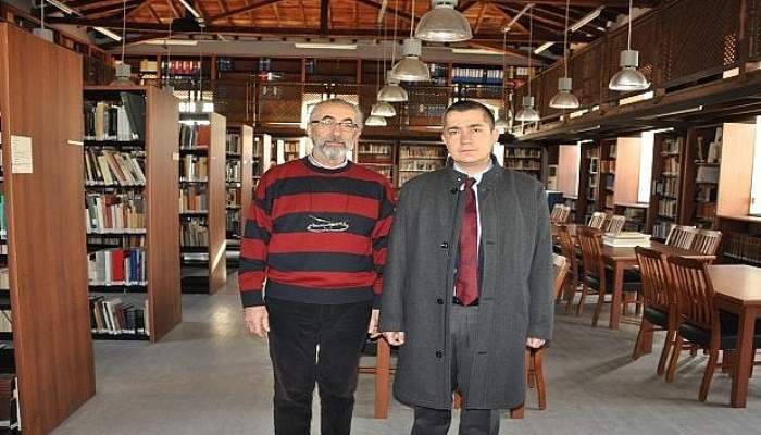 Aksoy’dan Prof. Dr. Manfred Osman Korfmann Kütüphanesi’ne ziyaret