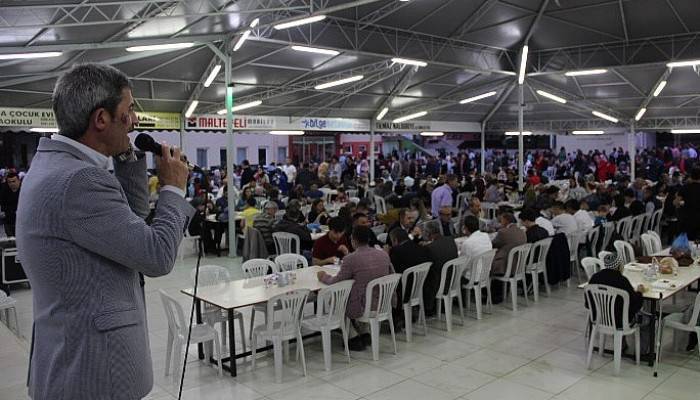 Dondurma köylüleri iftarda buluştu