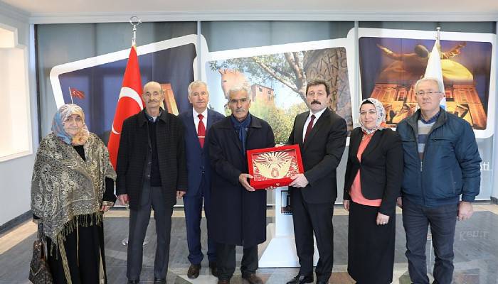 Vali Tavlı, Şehit Polis Memuru Fethi Sekin’in babasını ağırladı