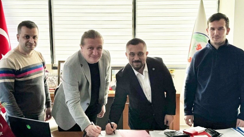 En düşük işçi maaşı İkramiyeler hariç 42 Bin Lira