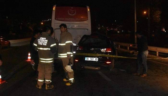 İzmir'de feci kaza: 1 ölü