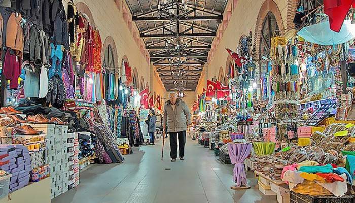Yerli Turist Çok Alışveriş Yok