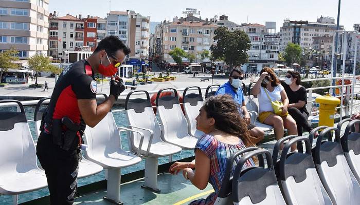 Gemilerde maske denetimi yapıldı