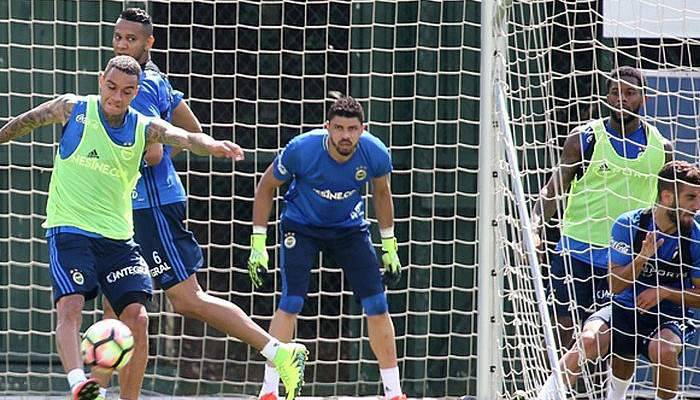 Fenerbahçe 11 eksikle çalıştı
