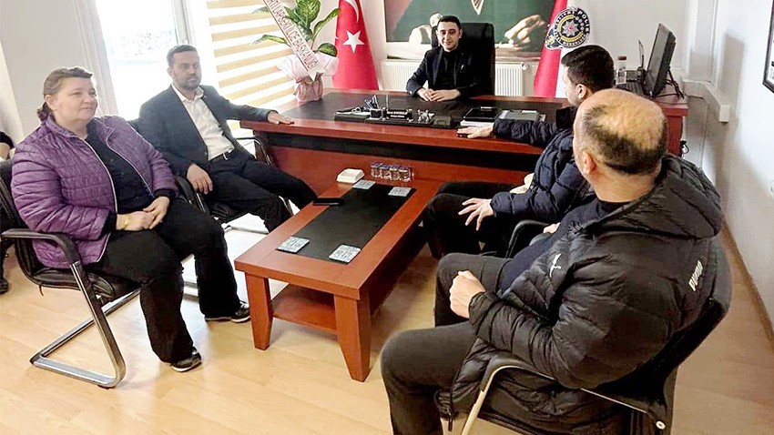 AK Parti İlçe teşkilatı emniyet müdürlüğü ziyareti
