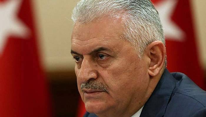 Başbakan Yıldırım'dan Tarık Akan için taziye mesajı