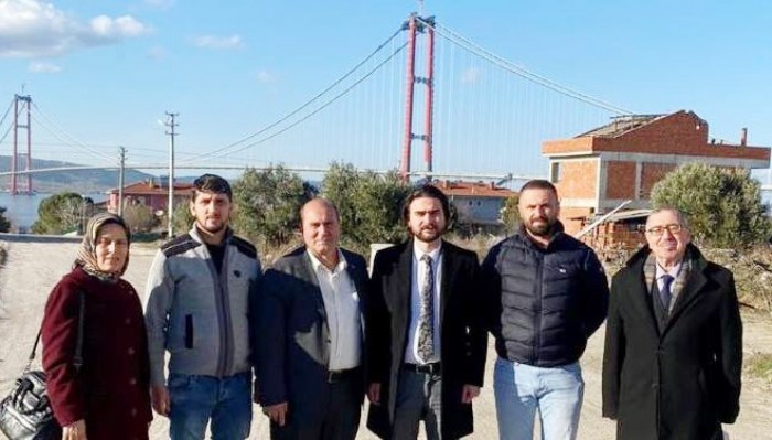 MHP Teşkilatı merhum Alparslan Türkeş’ in isminin verildiği sokağı gezdiler  