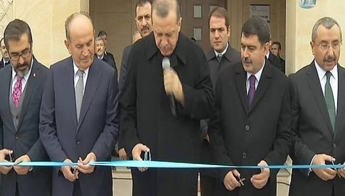 Erdoğan, Sancaktepe'de cami açılışı gerçekleştirdi
