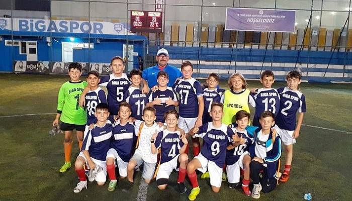 KURTULUŞ FUTBOL TURNUVASI’NDA ŞAMPİYON BİGASPOR OLDU