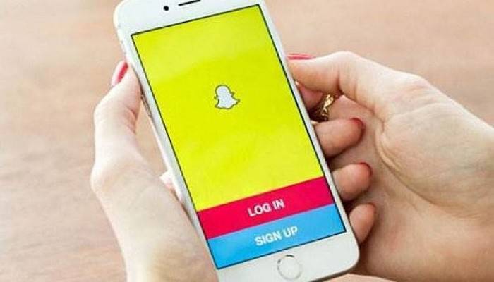 Snapchat, Facebook'a yol göstermeye devam ediyor!