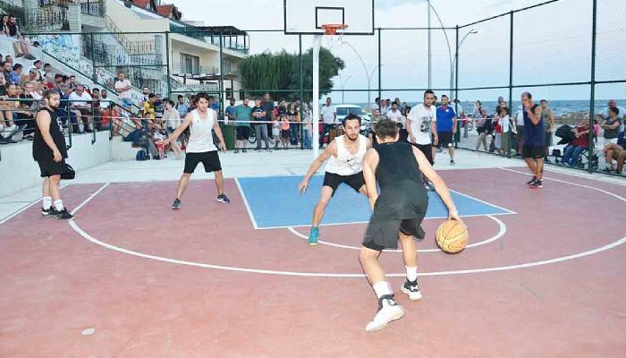 Gelibolu’da  Basketbol Heyecanı