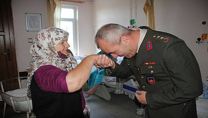 Jandarmadan anlamlı ziyaret