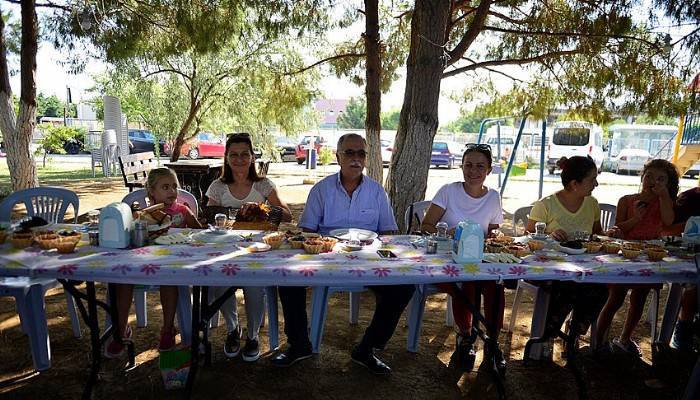 Gökhan'dan Belediye Personeline Teşekkür
