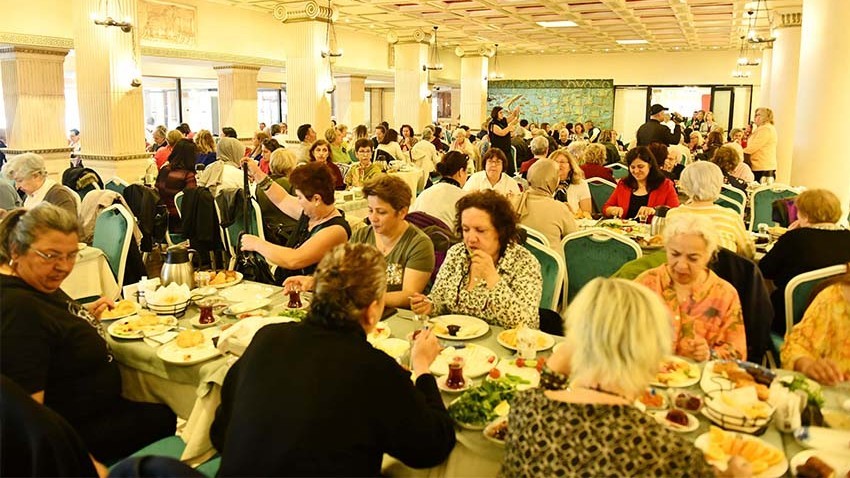  Türk Anneler Derneği’nden Anneler Günü Etkinliği